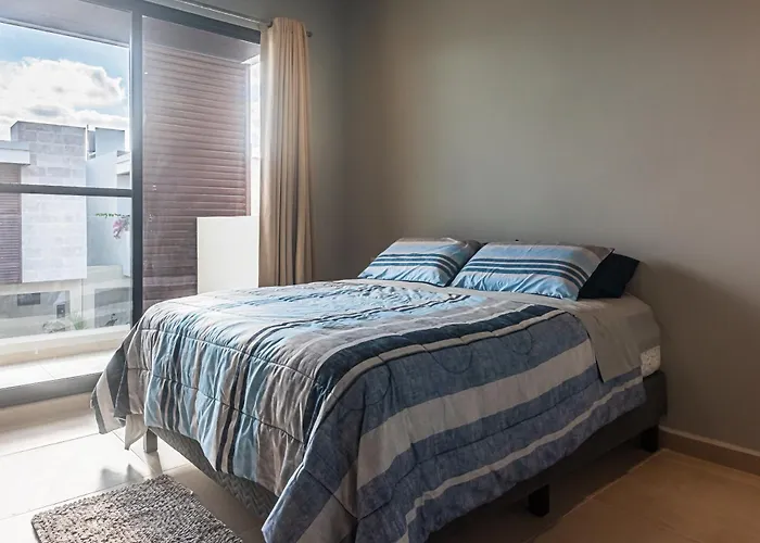 New House In Selvanova Coto 10, *